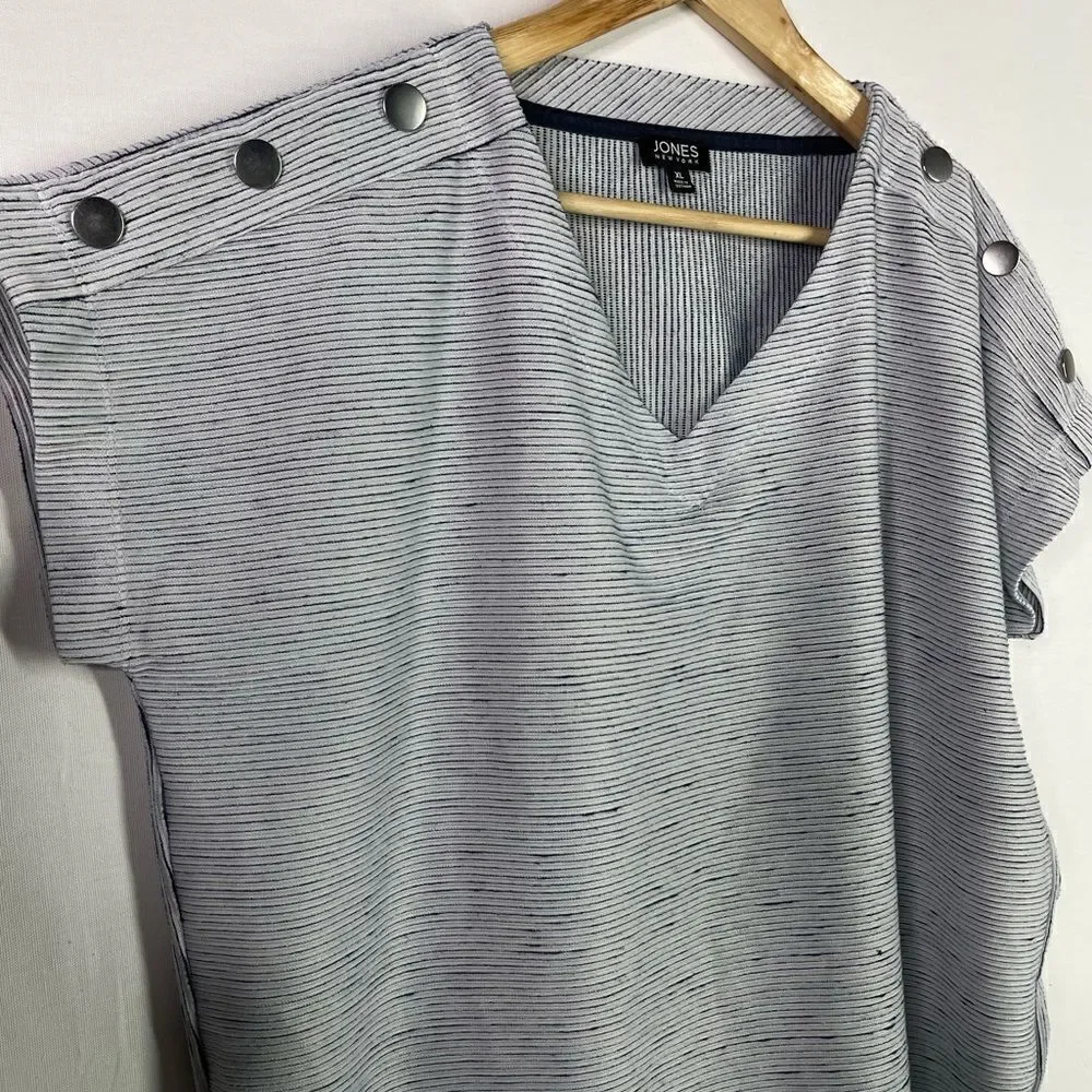 Jones New York Textured Stripe Button Short Sleeve Top - XL - Picture 5 of 8